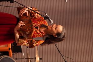 Singer-songwriter and sape player Alena Murang