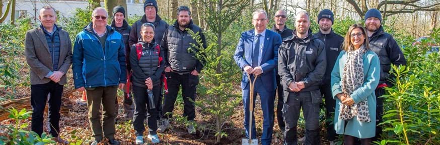 Vice-Chancellor and colleagues at the tree trail final planting